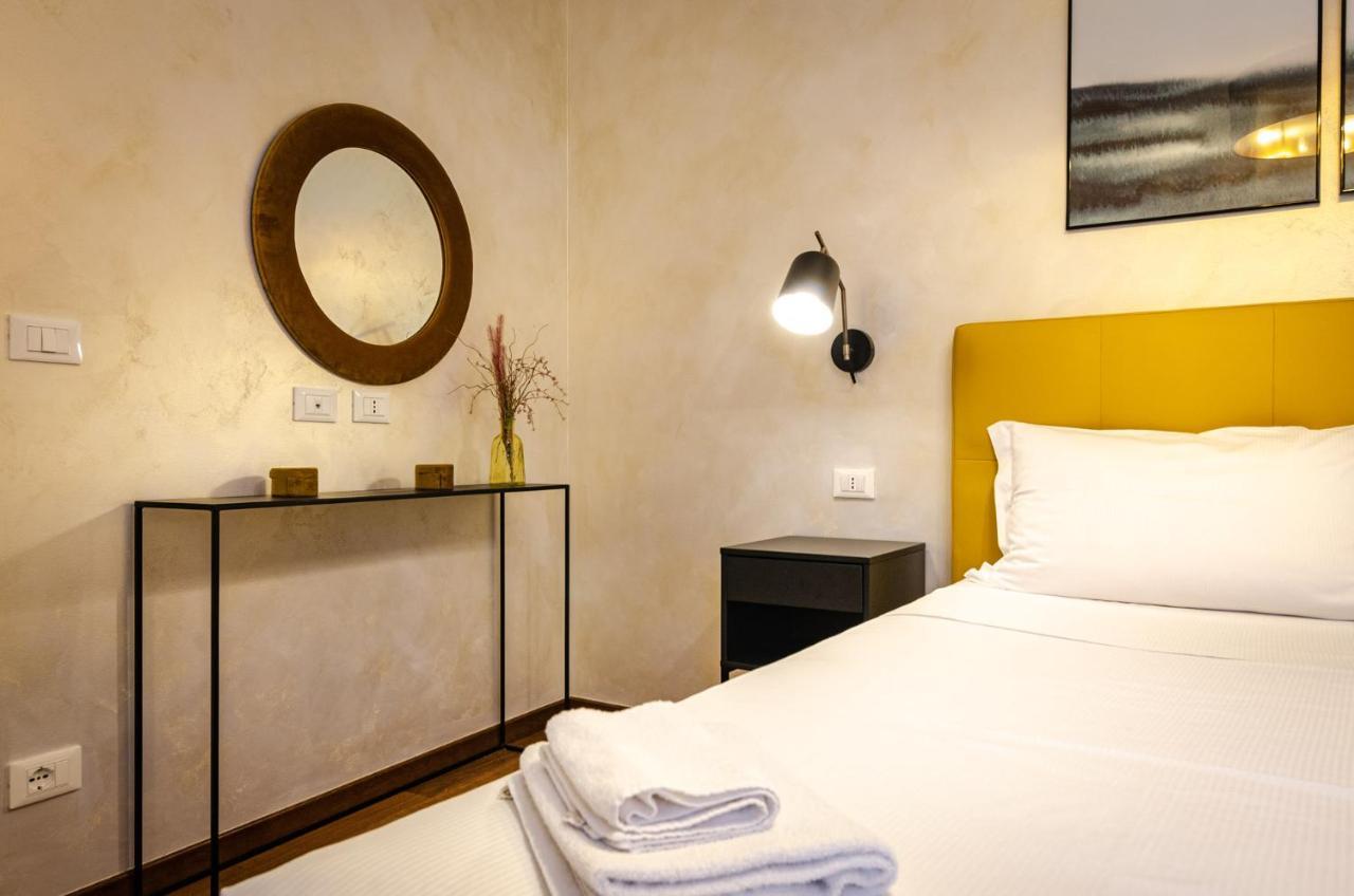 Goito Luxury Apartment, In The Historical Center Bolonia Zewnętrze zdjęcie