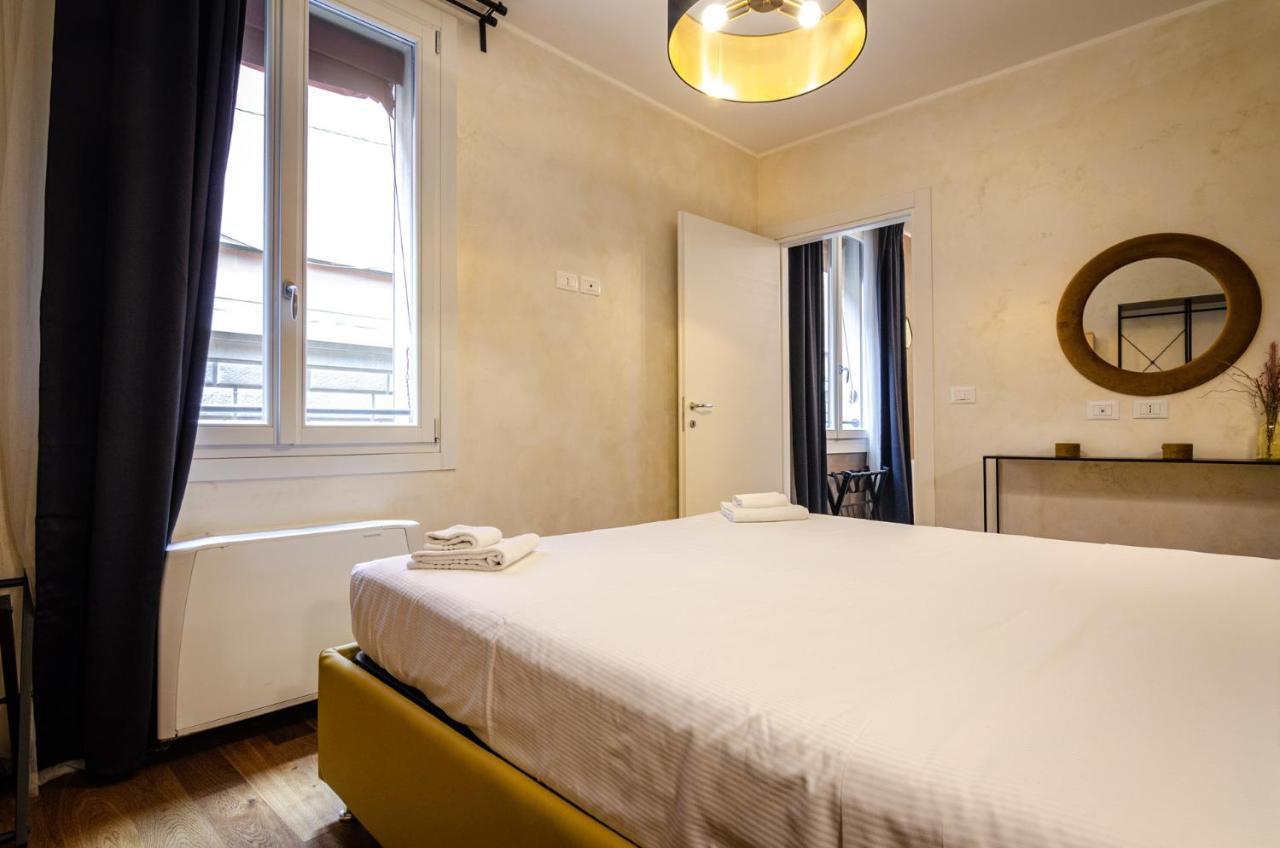 Goito Luxury Apartment, In The Historical Center Bolonia Zewnętrze zdjęcie